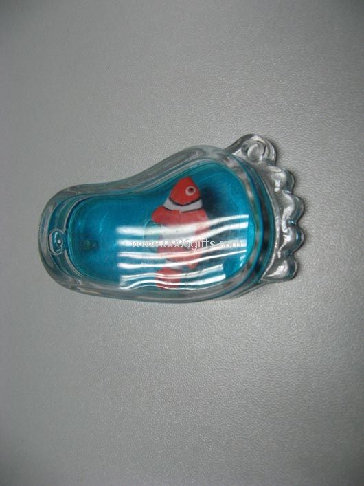 Liquid foot shape magnet