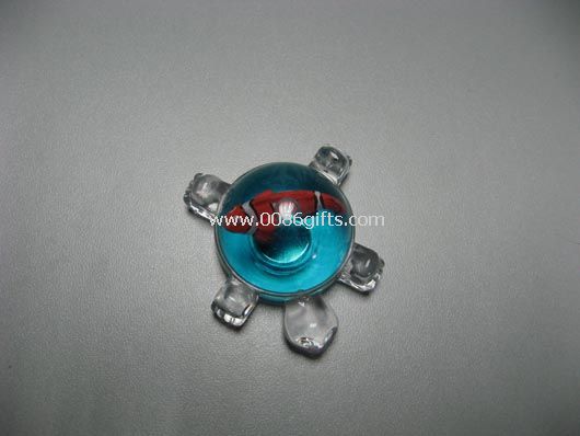 Liquid fridge magnet