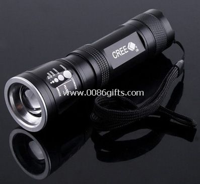Zoom flashlight