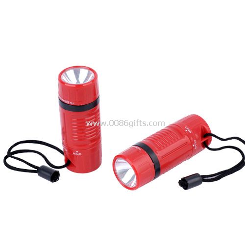 Telescopic flashlight