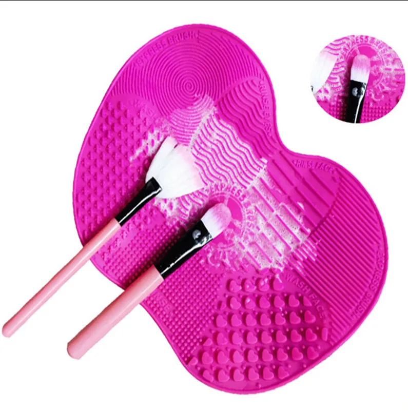 Silikonová podložka na čištění make-up štětců