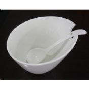 Fine Porcelain Bowl with Mouth for Spoon images