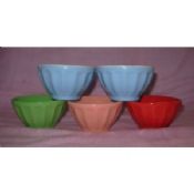 Mixing Bowl Set in Various Colors images