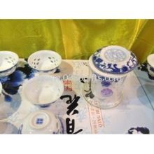 Graceful hollow Lithe and pierced wonderful engraving tea sets blue and white porcelain images