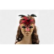 Masque voile rouge avec Pierre chic images