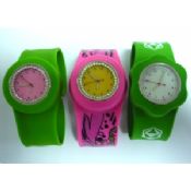 Lyse farger arabiske Rhonestone strikk sport silikon klapse armbånd Watch OEM images