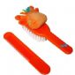 Brosse et peigne de bébé vent courbe définie small picture