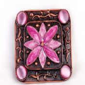 Broche 13 images