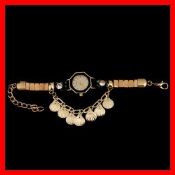 Fashionable Women Bracelet Watch images