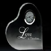 Horloge de cristal forme coeur images