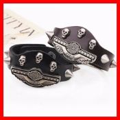 Leather Skull Studs Bracelet images