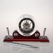 Penholder clock images