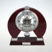 Reloj de péndulo de mesa madera images