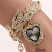 montres bracelets et bracelets de coeur images