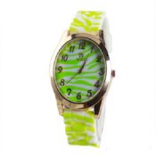 Montre de silicone couleur de bonbons zèbre images