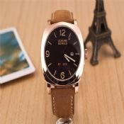 Leather Strap Man Watch images