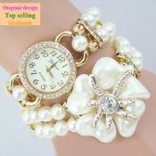 Perempuan Crystal Vogue Watch images