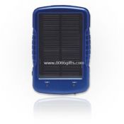 Cargador solar para teléfonos con el clip trasero images