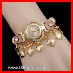 Fashionable Heart Watch with Crystal