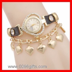 Fashionable Heart Watch with Crystal