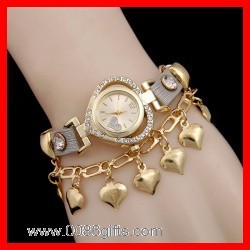 Fashionable Heart Watch with Crystal