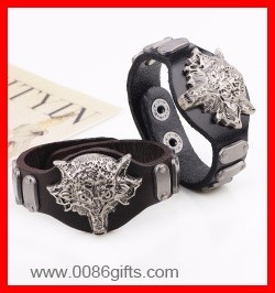 With Tiger Head Stud Fashion Width Leather Bangle