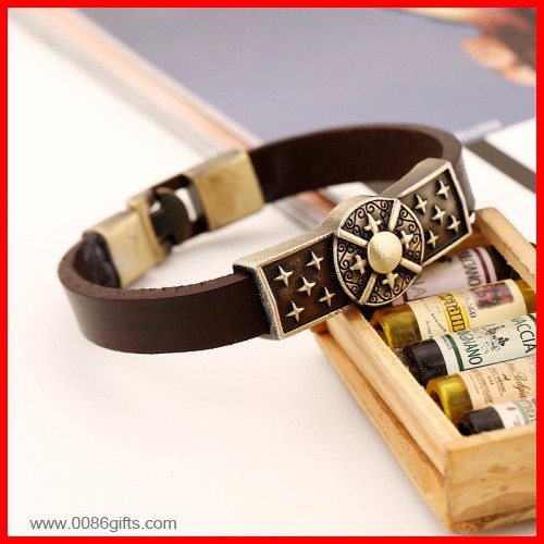 Mens Bracciale