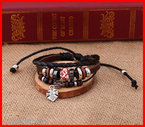 Modis Heart Bracelet