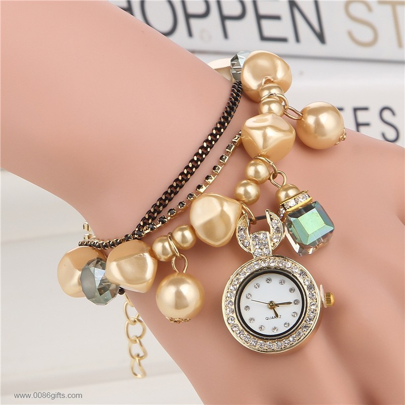 perla ženy módní rukou hodinky