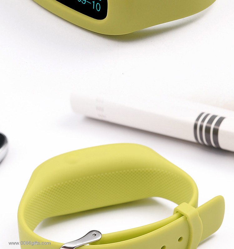 smart bracelet with OLED display