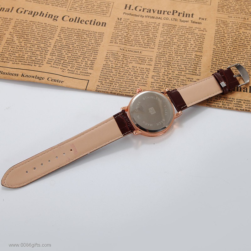 waterproof quartz wrist watch