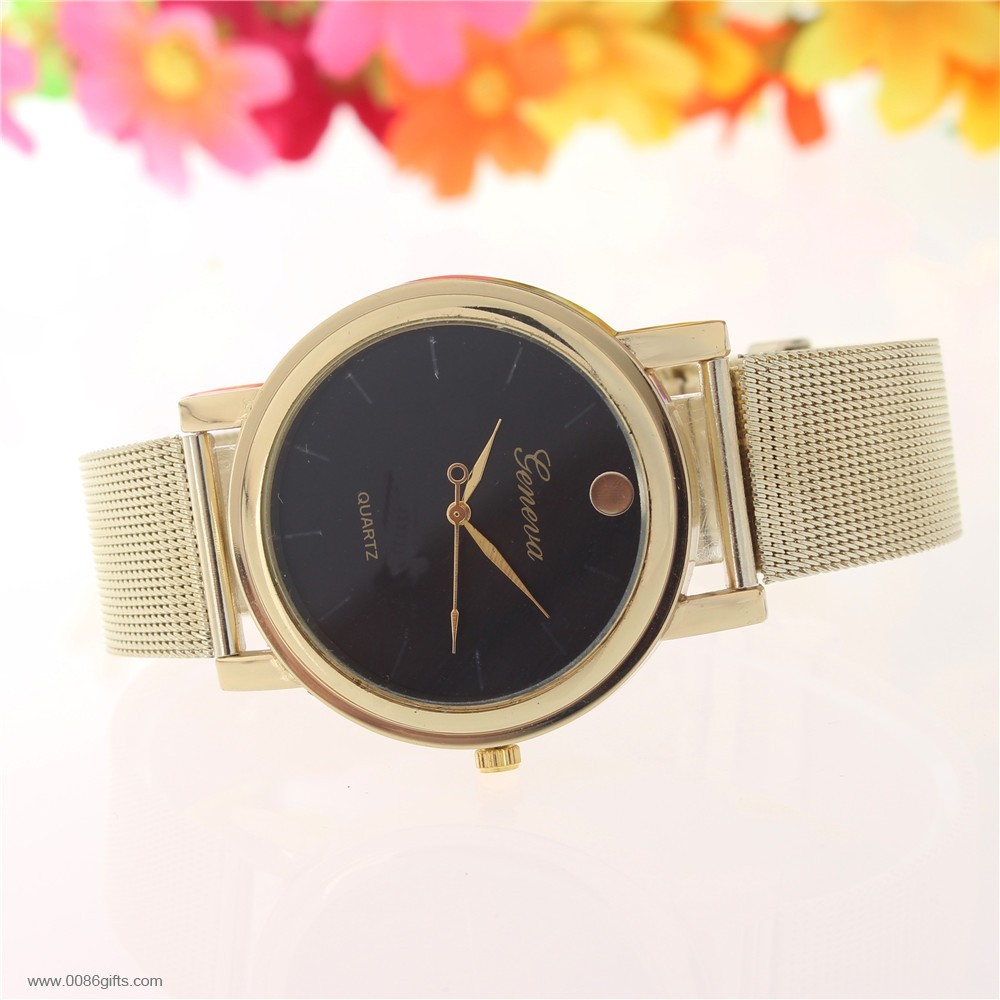 Golden mesh belt wrist watch