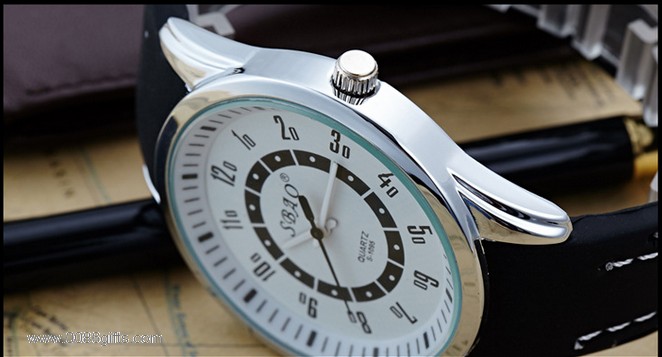  quartz watch