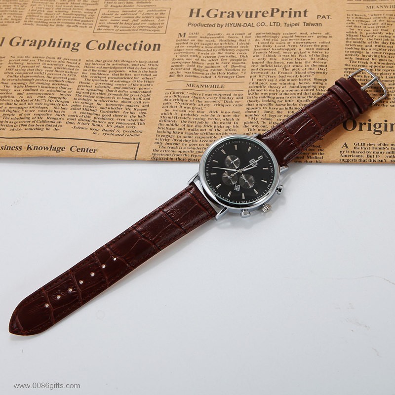 leather band vogue men watch