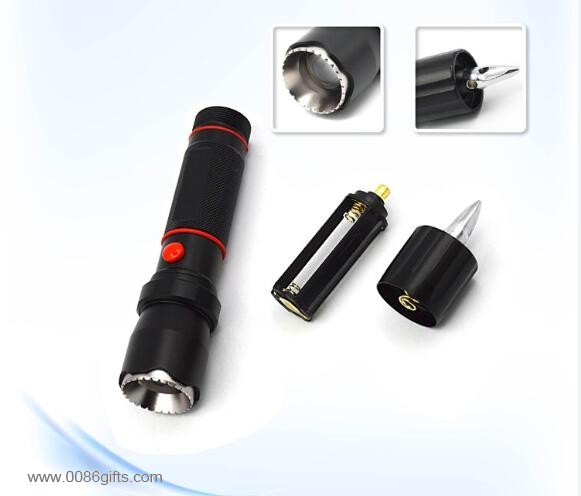 Zoomable 3 watt flashlight