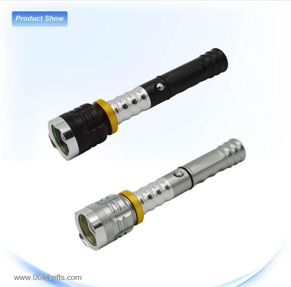 Zoomable led flashlight